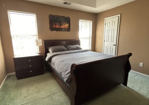 (NEW) Delightful and Comfortable Bedroom. SLEEPS 2!Room5