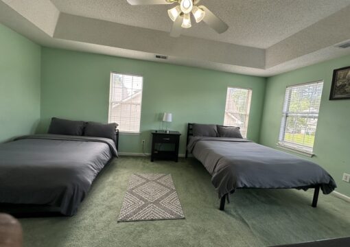 (NEW)Lovely Master bedroom Sleeps 4 Private Bath! Room3