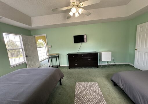 (NEW)Lovely Master bedroom Sleeps 4 Private Bath! Room3