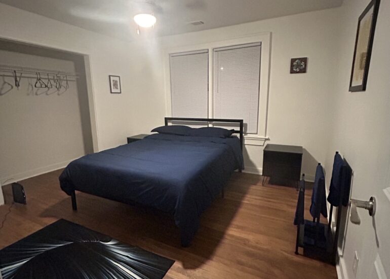 Classic Illusion home room 2