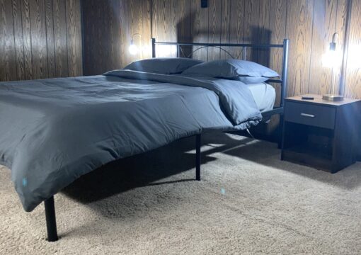 Remarkable spacious bedroom w/garage. Room # 2